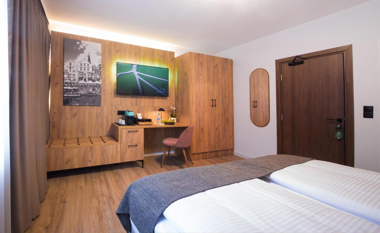 Gaestehaus Zum Roten Hahn Линебург Экстерьер фото
